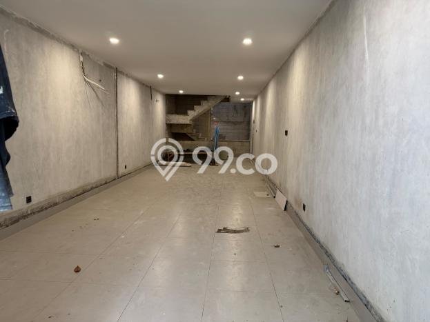 Unit Ruko Dijual di Jakarta Utara LT 117m2 & LB 216m2 Unit Ruko Dijual di Jakarta Utara LT 117m2 & LB 216m2