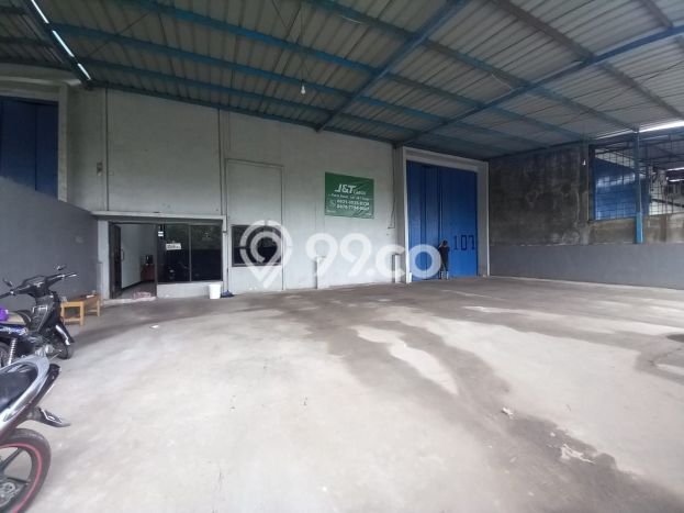 Gudang Dijual di Sepatan Timur LT 360m2, LB 350m2 untuk Investasi Gudang Dijual di Sepatan Timur LT 360m2, LB 350m2 untuk Investasi