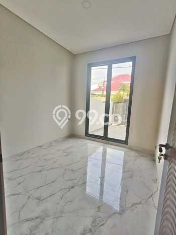 Siap Huni Rumah Mewah 4 Kamar di Gubeng Dekat ke Mana Pun Siap Huni Rumah Mewah 4 Kamar di Gubeng Dekat ke Mana Pun