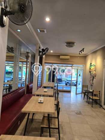 Unit Komersial Tersedia di Putat Gede Spesifikasi LB 150m2 Unit Komersial Tersedia di Putat Gede Spesifikasi LB 150m2