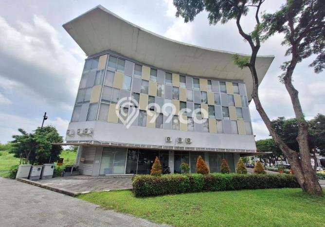 Disewakan Ruko di Pusat Kota Surabaya Ramai Strategis Disewakan Ruko di Pusat Kota Surabaya Ramai Strategis
