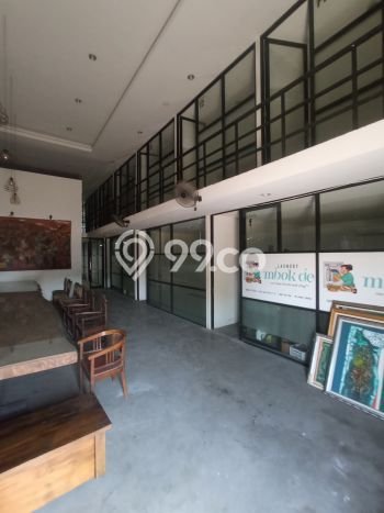 FOR SALE! Komersial di Wiyung Surabaya, LT 1100m2, LB 700m2 FOR SALE! Komersial di Wiyung Surabaya, LT 1100m2, LB 700m2