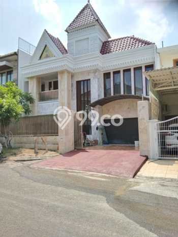 Dijual Rumah Premium dengan Fasilitas Sekitar Lengkap di Wiyung, Surabaya Dijual Rumah Premium dengan Fasilitas Sekitar Lengkap di Wiyung, Surabaya