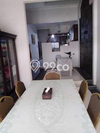 Rumah Luxury Modern Siap Huni di Galaxy Surabaya Rumah Luxury Modern Siap Huni di Galaxy Surabaya