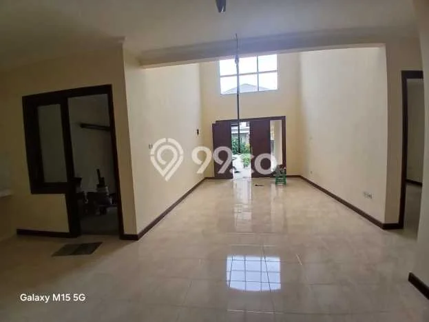 Rumah Kontrakan Surabaya LT 210m2 LB 150m2 Area Citraland Rumah Kontrakan Surabaya LT 210m2 LB 150m2 Area Citraland