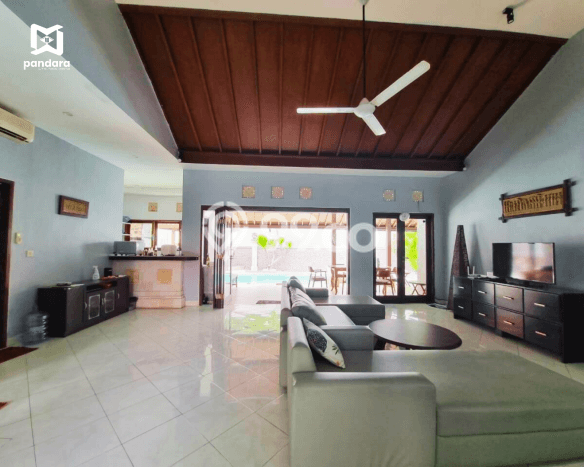 Vila Kawasan , Area 400m2m², Posisi Strategis Vila Kawasan , Area 400m2m², Posisi Strategis