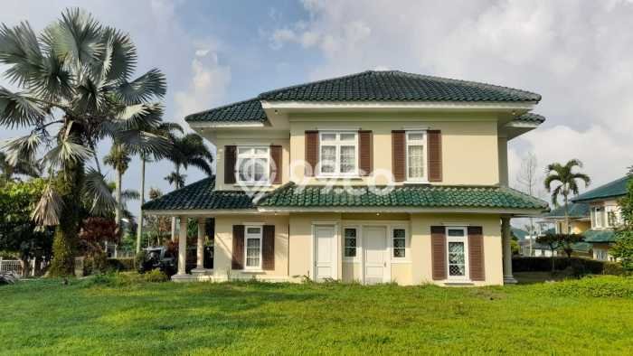 LOKASI STRATEGIS! Vila Kawasan Puncak, Area 450m², Lingkungan Strategis LOKASI STRATEGIS! Vila Kawasan Puncak, Area 450m², Lingkungan Strategis