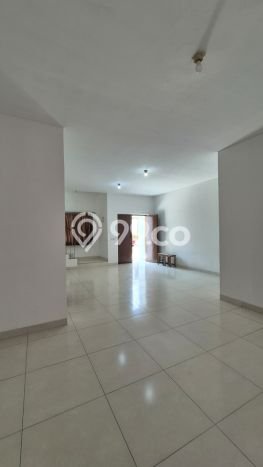 Disewakan Rumah Harga Terjangkau di Jakarta Garden City Jakarta Timur Punya 5 Kamar Tidur Disewakan Rumah Harga Terjangkau di Jakarta Garden City Jakarta Timur Punya 5 Kamar Tidur