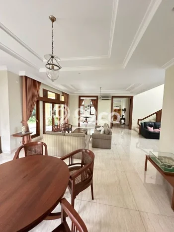 Ready to Use! Luxury House LT 978m2 Desain Modern di Tanjung Barat Ready to Use! Luxury House LT 978m2 Desain Modern di Tanjung Barat