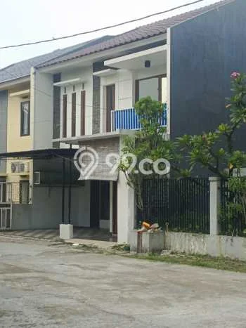 LOKASI STRATEGIS! Rumah di Pondok Labu, Akses ke Stasiun, 7 KT, LT 120m² Bangunan 110m² LOKASI STRATEGIS! Rumah di Pondok Labu, Akses ke Stasiun, 7 KT, LT 120m² Bangunan 110m²
