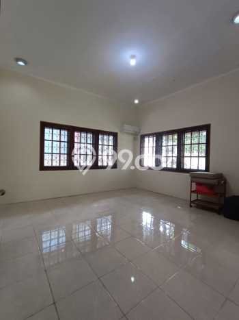 Rumah area , 3 KM, Area Nyaman Rumah area , 3 KM, Area Nyaman