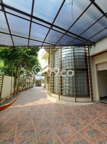Dijual Rumah Mewah Elegan Dengan View Eksklusif di Pondok Indah, Jakarta Selatan Dijual Rumah Mewah Elegan Dengan View Eksklusif di Pondok Indah, Jakarta Selatan