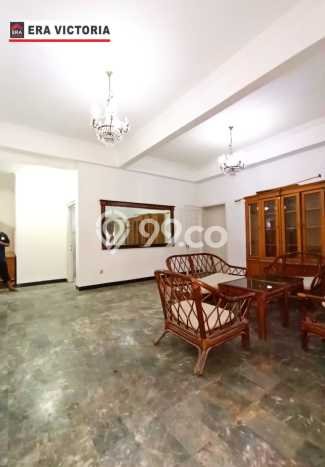 Disewakan Hunian Konsep Minimalis di Kebayoran Baru Jakarta Selatan dengan 5 KT Disewakan Hunian Konsep Minimalis di Kebayoran Baru Jakarta Selatan dengan 5 KT