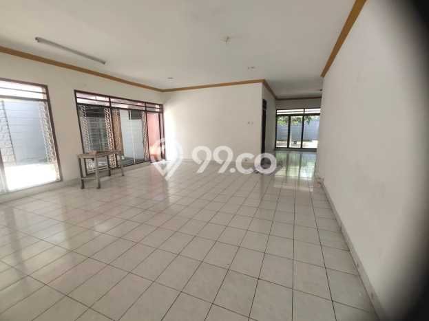 RARE UNIT! Rumah kawasan Praja Dalam, 4 KM, Pemandangan Indah, Luas 1000m2m² LB 650m2m² RARE UNIT! Rumah kawasan Praja Dalam, 4 KM, Pemandangan Indah, Luas 1000m2m² LB 650m2m²