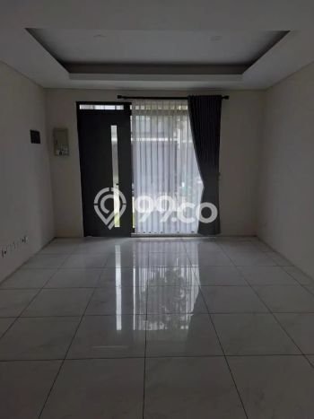 Sewa Rumah Murah di Kota Baru Parahyangan Bandung Punya 3 Kamar Tidur Sewa Rumah Murah di Kota Baru Parahyangan Bandung Punya 3 Kamar Tidur