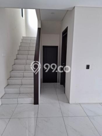 Disewakan! Rumah 3 Kamar Tidur &
2 Kamar Mandi di Kota Baru Parahyangan, Bandung Disewakan! Rumah 3 Kamar Tidur &
2 Kamar Mandi di Kota Baru Parahyangan, Bandung