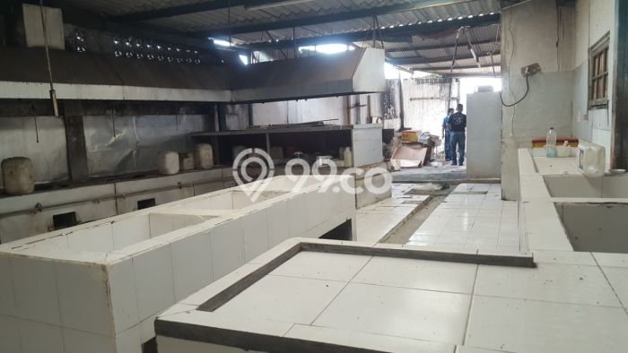 Komersial untuk Disewa di Pusat Bandung Luas Bangunan 800m2 Komersial untuk Disewa di Pusat Bandung Luas Bangunan 800m2