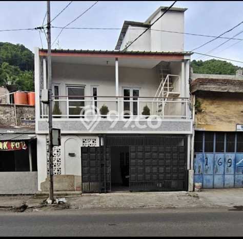 Dijual Cepat Rumah Favorit Siap Huni LB 150m2 di Cimahi Selatan, Cimahi Dijual Cepat Rumah Favorit Siap Huni LB 150m2 di Cimahi Selatan, Cimahi