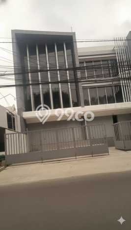 Ruko Disewa di Bandung dengan LB 315m2 Area Komersial Ramai Ruko Disewa di Bandung dengan LB 315m2 Area Komersial Ramai