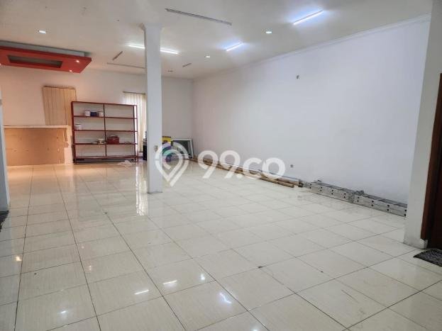 Untuk Disewa Komersial di Kiaracondong Bandung LT 167m2, LB 300m2 Untuk Disewa Komersial di Kiaracondong Bandung LT 167m2, LB 300m2