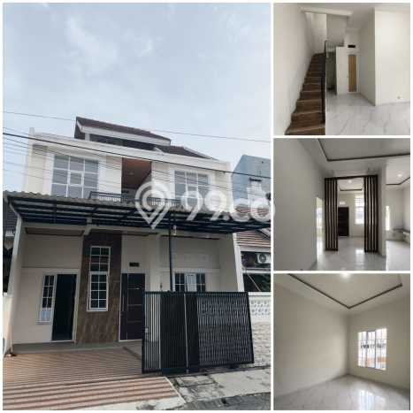 Hunian Nyaman Asri 3 KT Siap Huni di Ketintang Surabaya Hunian Nyaman Asri 3 KT Siap Huni di Ketintang Surabaya