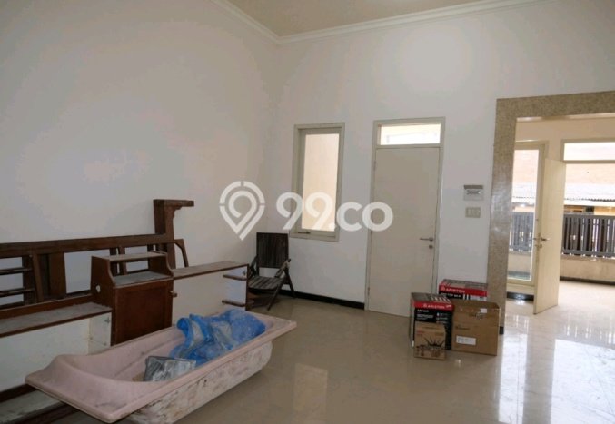 Rumah Luas Asri 2 KT Siap Pakai di Manukan Surabaya Rumah Luas Asri 2 KT Siap Pakai di Manukan Surabaya