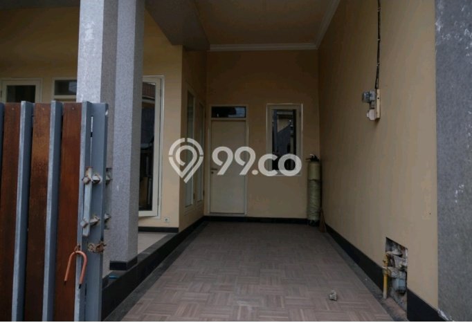 Rumah Luas Asri 2 KT Siap Pakai di Manukan Surabaya Rumah Luas Asri 2 KT Siap Pakai di Manukan Surabaya