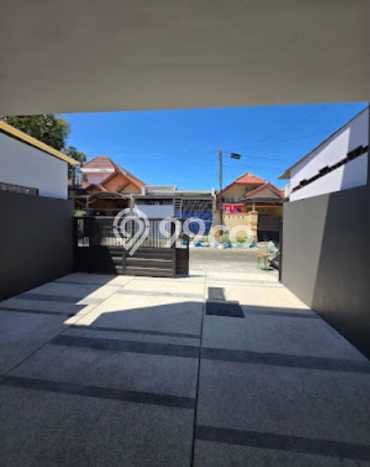 Rumah Minimalis 4 KT LT 96m2 di Panjang Jiwo Rumah Minimalis 4 KT LT 96m2 di Panjang Jiwo
