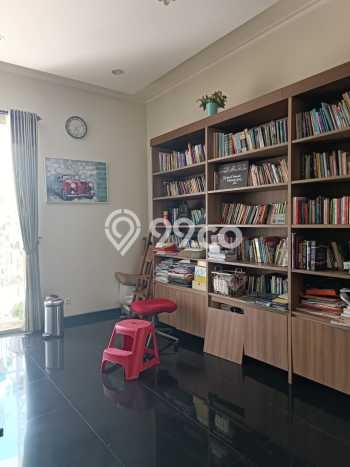 Rumah Luxury Modern Siap Huni di Semolowaru Surabaya Rumah Luxury Modern Siap Huni di Semolowaru Surabaya