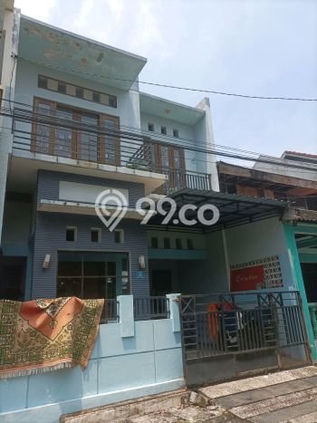 Dijual Hunian Rumah Terawat 4 KT di Manukan, Surabaya Dijual Hunian Rumah Terawat 4 KT di Manukan, Surabaya