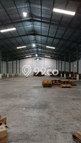 Unit Gudang Dijual di Tugu Semarang Luas Bangunan 1600m2 Unit Gudang Dijual di Tugu Semarang Luas Bangunan 1600m2