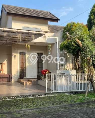 Rumah Luas Asri 2 KT Siap Huni di Candi Golf Semarang Rumah Luas Asri 2 KT Siap Huni di Candi Golf Semarang