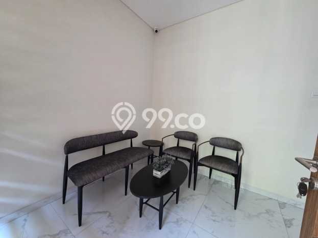 BEST DEAL! Rumah di , 4 KM, Akses Mudah Fasilitas Umum, LT 280m2m² LB 450m2m² BEST DEAL! Rumah di , 4 KM, Akses Mudah Fasilitas Umum, LT 280m2m² LB 450m2m²
