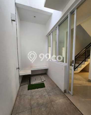 Dijual Rumah Eksklusif 4 KT di Bintaro, Tangerang Selatan Dijual Rumah Eksklusif 4 KT di Bintaro, Tangerang Selatan