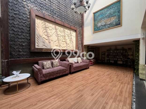 Rumah Luxury Modern Siap Huni di Bintaro Jakarta Selatan Rumah Luxury Modern Siap Huni di Bintaro Jakarta Selatan