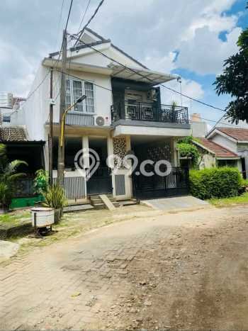 Dijual Hunian Rumah Nyaman 4 Kamar di Bintaro, Tangerang Selatan Dijual Hunian Rumah Nyaman 4 Kamar di Bintaro, Tangerang Selatan