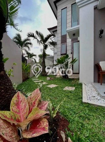 Dijual Rumah Mewah Megah Dengan View Eksklusif di Bintaro, Jakarta Selatan Dijual Rumah Mewah Megah Dengan View Eksklusif di Bintaro, Jakarta Selatan
