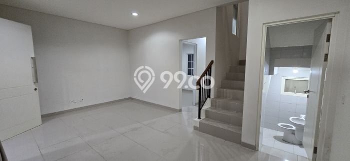 Rumah Luas Asri 3 KT Siap Pakai di BSD Tangerang Rumah Luas Asri 3 KT Siap Pakai di BSD Tangerang