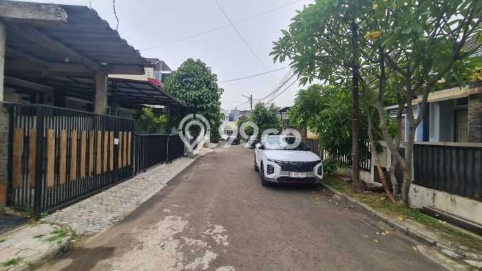 Dijual Hunian Rumah Terawat 2 Kamar di BSD, Tangerang Dijual Hunian Rumah Terawat 2 Kamar di BSD, Tangerang