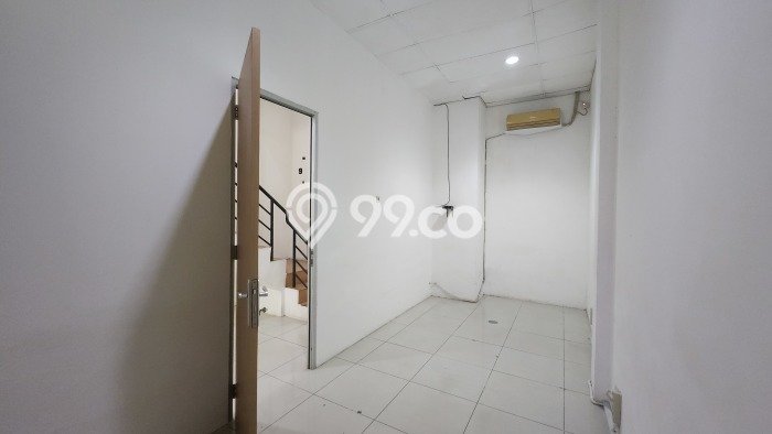 Unit Ruko Dijual di Tangerang LT 60m2 & LB 150m2 Unit Ruko Dijual di Tangerang LT 60m2 & LB 150m2
