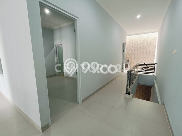 Rumah Elit Modern Siap Huni di Pulomas Jakarta Timur Rumah Elit Modern Siap Huni di Pulomas Jakarta Timur