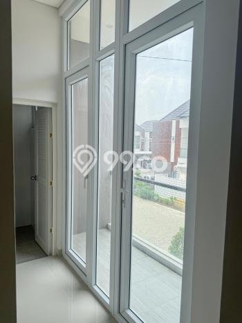HUNIAN BERKELAS! Rumah Exclusive Gayamsari, Semarang, Luas Tanah 164m² LB 114m² HUNIAN BERKELAS! Rumah Exclusive Gayamsari, Semarang, Luas Tanah 164m² LB 114m²
