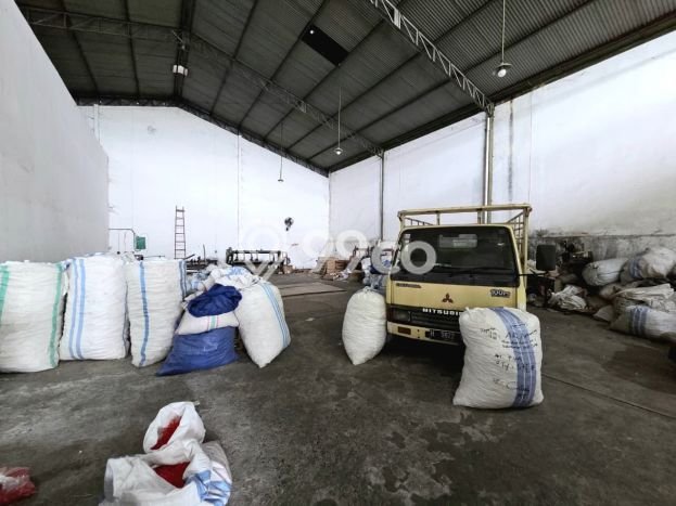 Gudang disewakan di Ngaliyan Semarang dengan luas bangunan 460m2 Gudang disewakan di Ngaliyan Semarang dengan luas bangunan 460m2