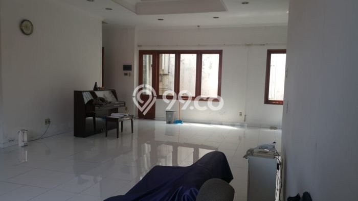 Rumah Mewah Dijual LT 327m2 di Semarang Tengah, Semarang Rumah Mewah Dijual LT 327m2 di Semarang Tengah, Semarang