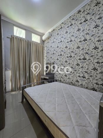Disewakan! Rumah 3 Kamar Tidur &
1 Kamar Mandi di Graha Padma, Semarang Disewakan! Rumah 3 Kamar Tidur &
1 Kamar Mandi di Graha Padma, Semarang