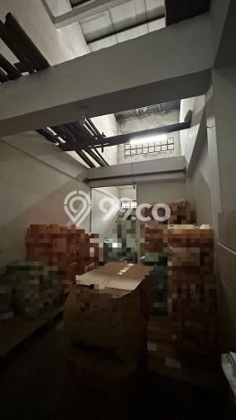 Untuk Dijual! Gudang di Kauman Semarang LT 128m2 / LB 140m2 Kawasan Bisnis Untuk Dijual! Gudang di Kauman Semarang LT 128m2 / LB 140m2 Kawasan Bisnis