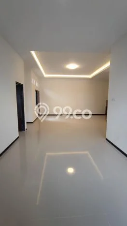 Lokasi terbaik! Rumah siap huni disewakan di Pedurungan LB 125m2 Lokasi terbaik! Rumah siap huni disewakan di Pedurungan LB 125m2