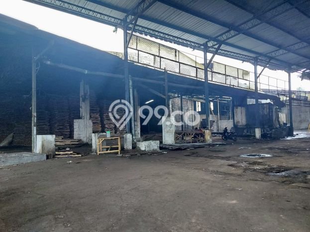 Unit Pabrik Dijual di Batang Batang Luas Tanah 10000m2, Luas Bangunan 5000m2 Unit Pabrik Dijual di Batang Batang Luas Tanah 10000m2, Luas Bangunan 5000m2