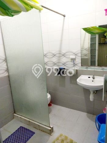 Hunian Cantik Modern Lb 180m2 di Semarang Barat, Semarang Hunian Cantik Modern Lb 180m2 di Semarang Barat, Semarang