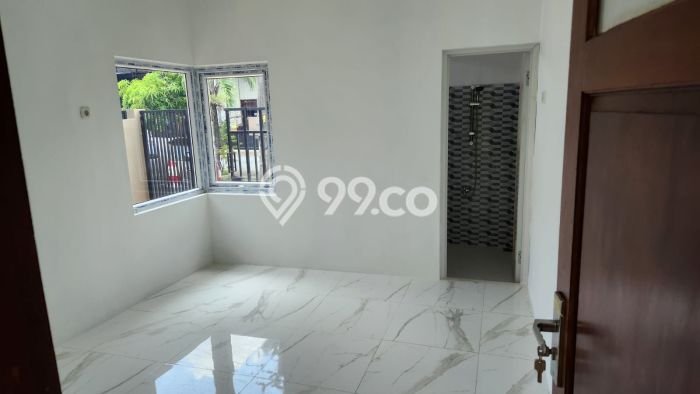 Dijual Rumah 2 Kamar Lokasi Strategis Nyaman dan Strategis di Semarang Barat Dijual Rumah 2 Kamar Lokasi Strategis Nyaman dan Strategis di Semarang Barat